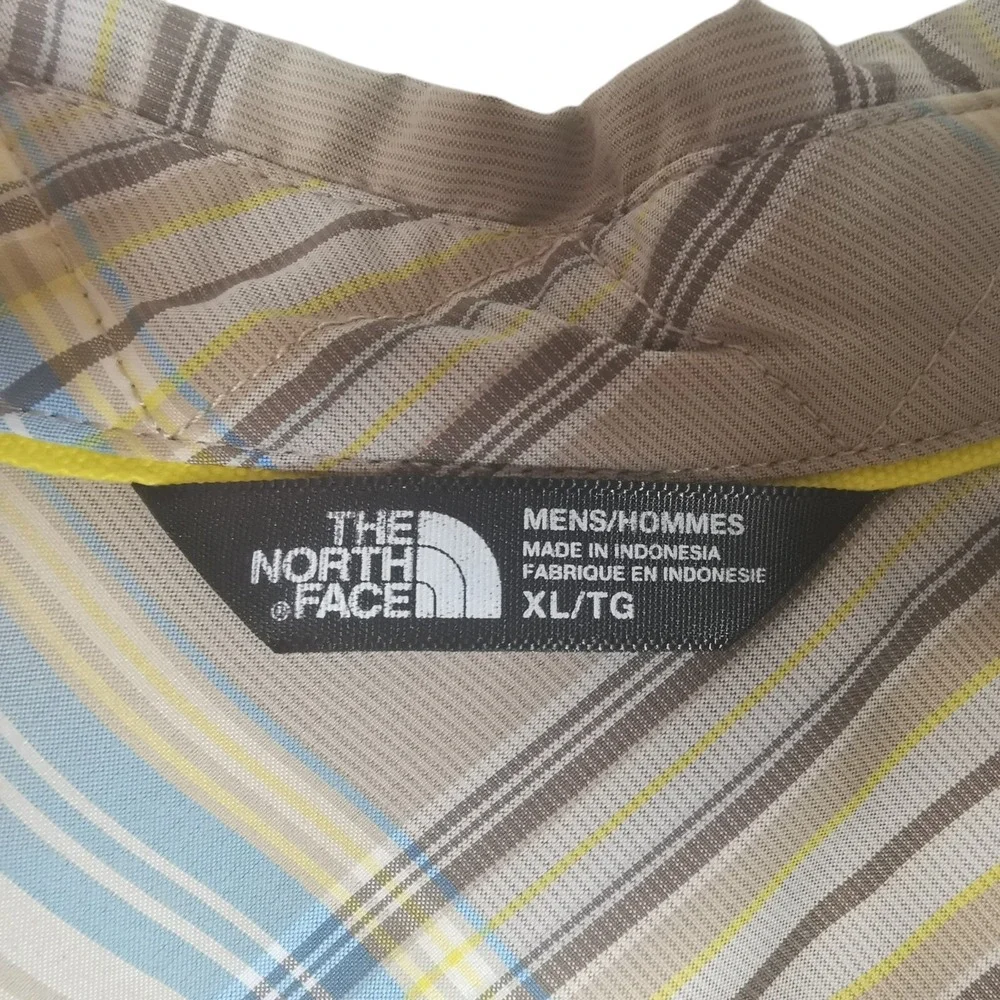 The North Face Men's Short Sleeve Shirt Size XL Beige Plaid Pit To Pit 25 In